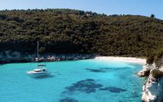 Navigating Luxury and Innovation in the Yachting Industry Worldwide