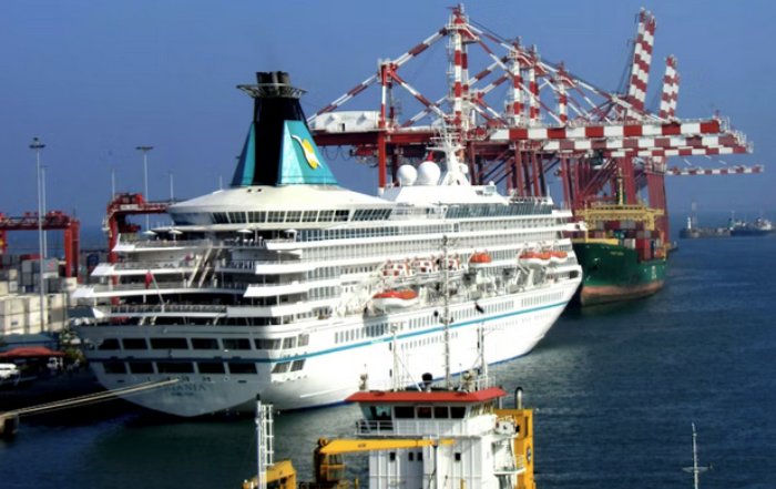 Article Image for Top Ports and Harbors for Global Cruisers